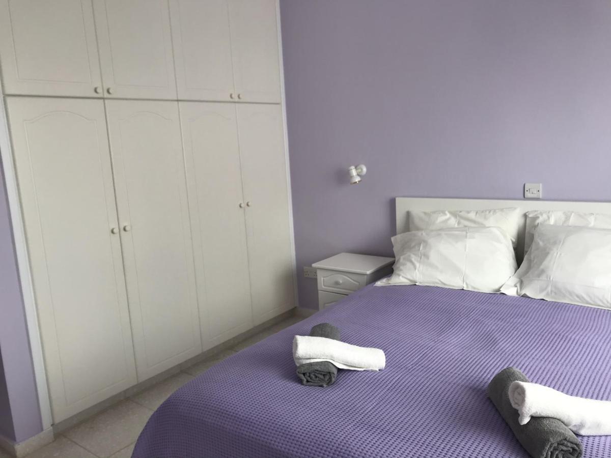 King's Palace Apt With Sea View Apartment