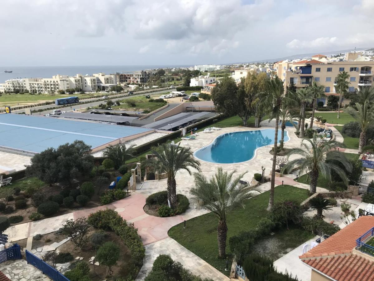 King's Palace Apt With Sea View Apartment